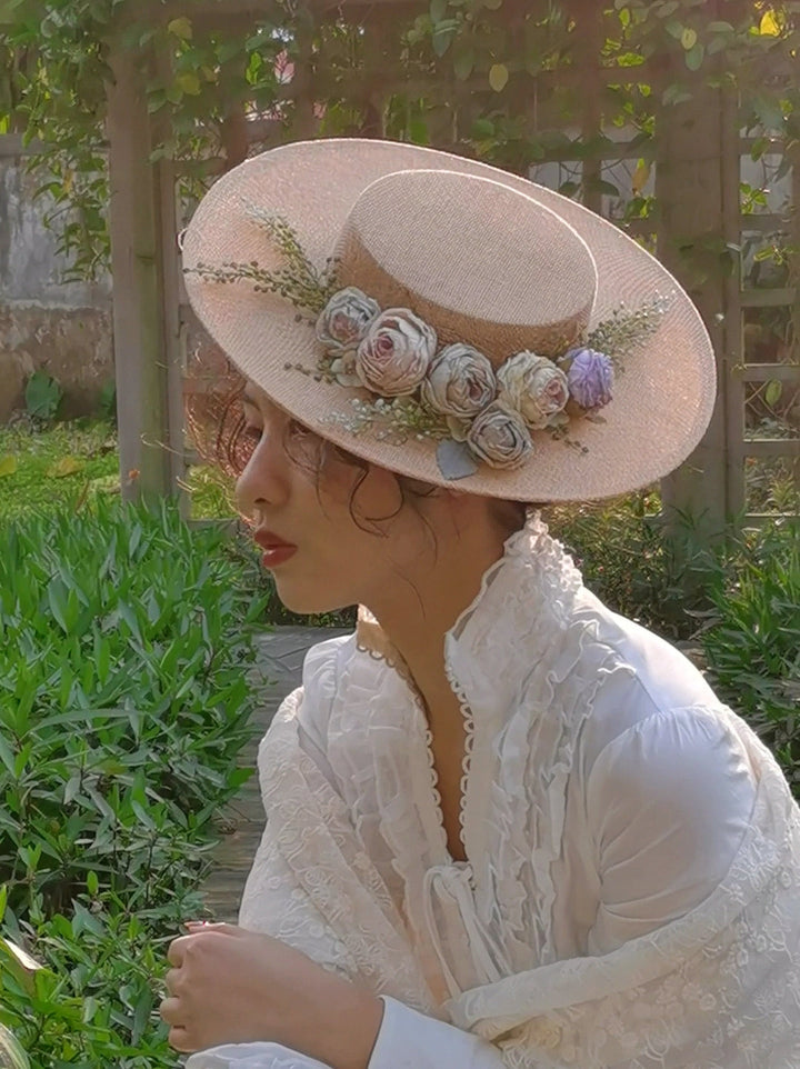 Skanto | Håndlaget fransk hatt, retro og elegant hul blomst skogstil flat hatt
