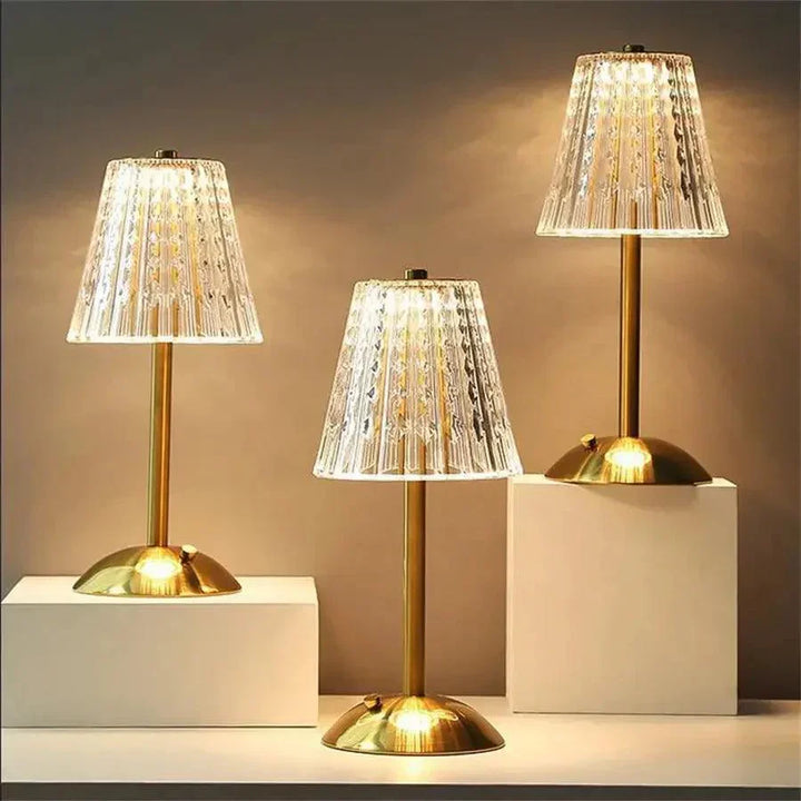 Skanto | CrystalLuxe - Vintage Bordlampe med Elegant Glans
