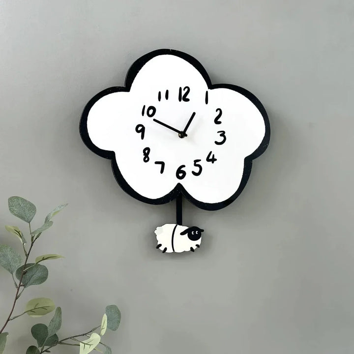 Skanto | 38cm Stille Tegneserie Sky Sau Svingende Veggur