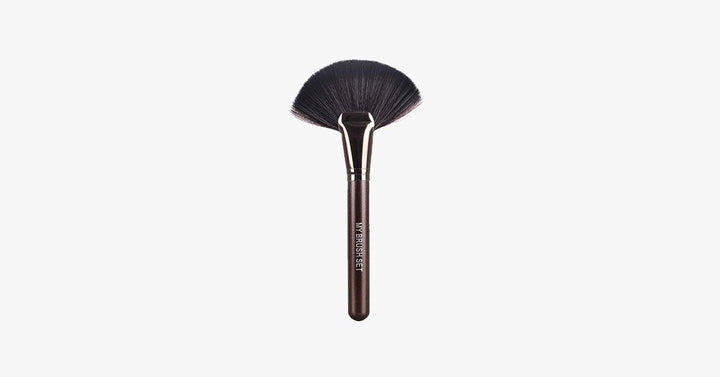 Skanto | Stor Fan Makeup Brush - Enkel myk børste for pudder, foundation & rouge