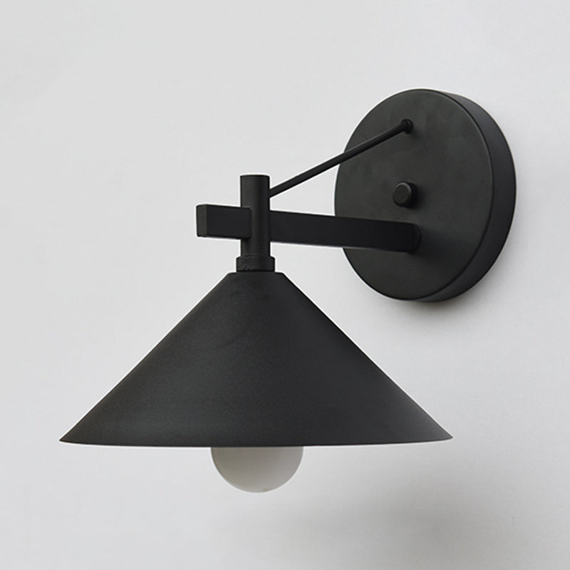 Metall Kjegle Vegg Henge Lys Vintage 1 Lys Utendørs Vegglampe Belysningsanordning i Svart/Antikk Messing/Brunert Sølv | Skanto