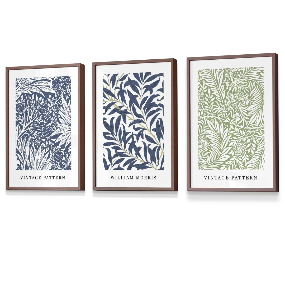 Veggkunst med innrammede vintage blomstermotiver i William Morris-stil i blått og grønt