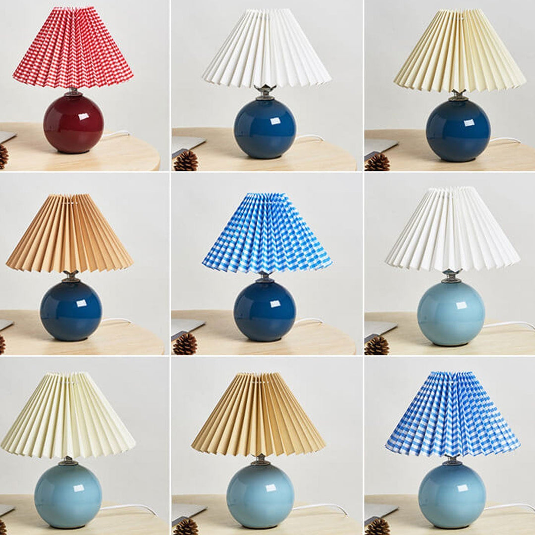 Skanto | Nordisk minimalistisk 1-lampe bordlampe laget av keramikk med folder