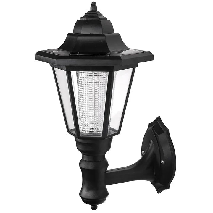 Skanto | Solar Hage Lantern med LED – Utendørsbelysning for Terrasse & Hage i Klassisk Lampedesign