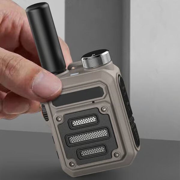 Skanto | TrailComm X Walkie Talkie
