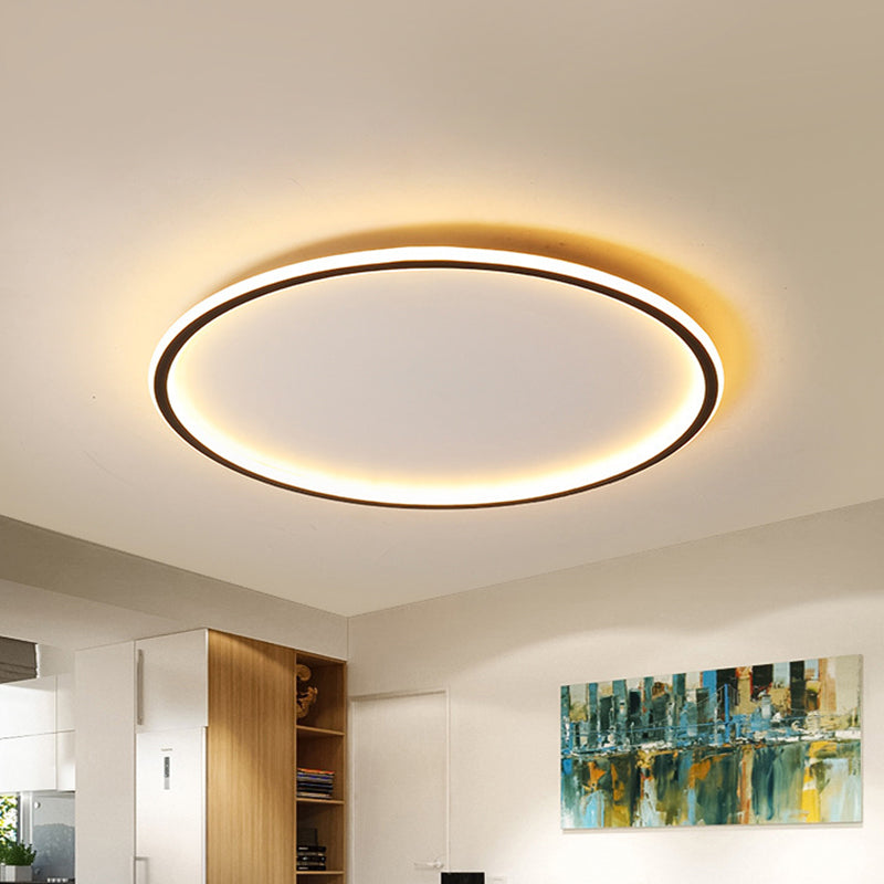 Moderne skandinavisk LED-taklampe med fjernkontroll – dimbar og energieffektiv