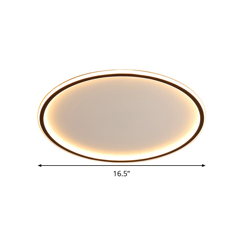 Moderne skandinavisk LED-taklampe med fjernkontroll – dimbar og energieffektiv