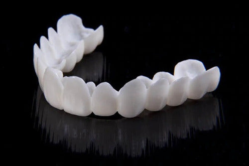 Kosmetiske Tann Toppers SmileShape – Gjenbrukbar, Fleksibel og Naturlig Hvit | Skanto