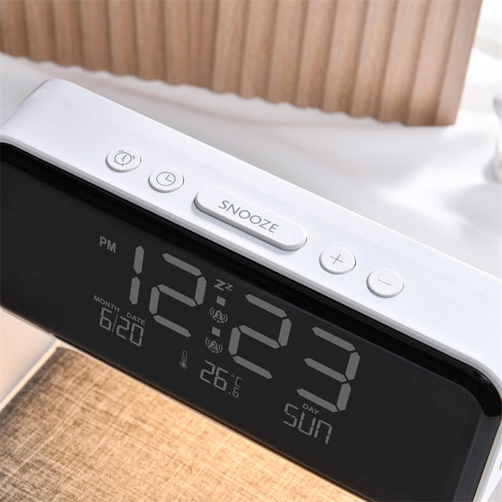 3-i-1 Nattbordlampe Lader Klokke | Skanto