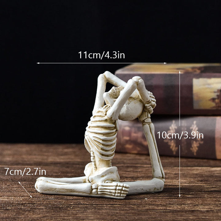 Skanto | Halloween Figurfigur – Harpiks Ornament i Vintage Hvit eller Svart