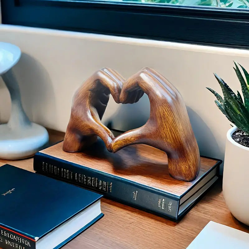 Lovenest Elegant Harpiks Skulptur - Symbol på Kjærlighet og Hengivenhet Skanto