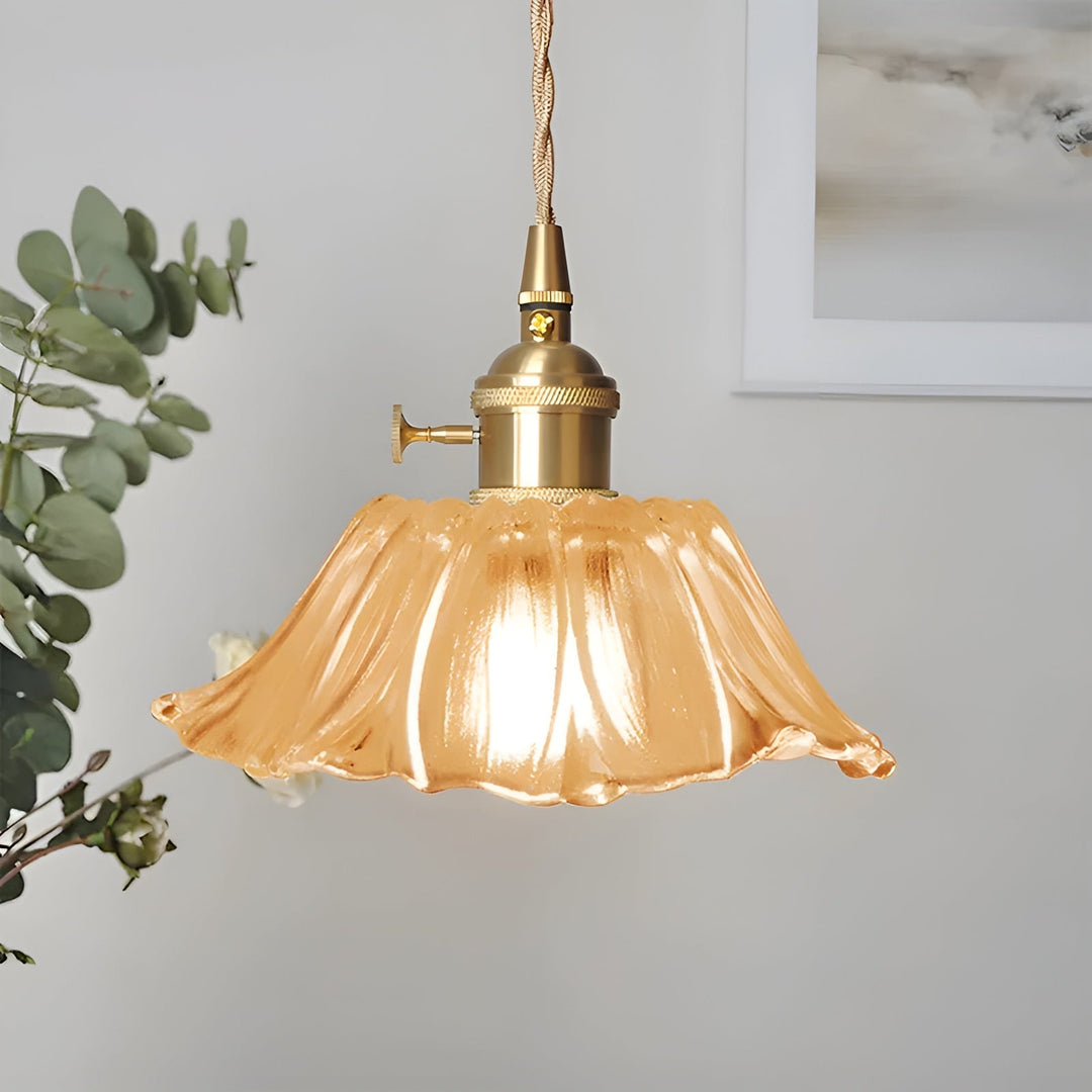 Taklampe med Skantoomstermotiv – Varmt lys og stiligt design | For hjemmet | Skanto