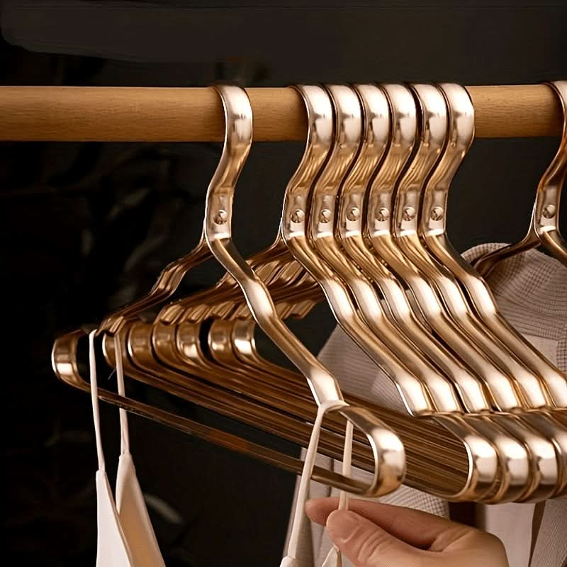 Skanto | Premium Messing Kleshengere for Elegant Garderobe