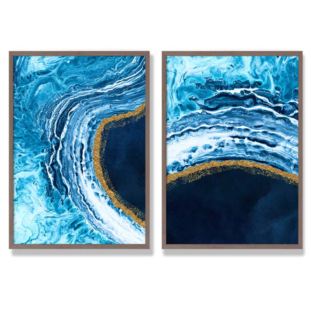 Abstrakt havmotiv i blått og gull, innrammet sett med 2 kunsttrykk med rammer