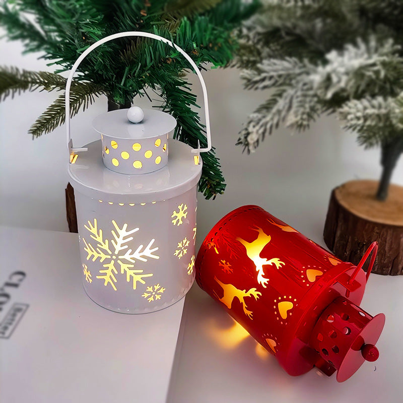Skanto | Elektronisk Julelys med Blafrende LED Lys – Dekorativ Jern Lysestake for Innendørs