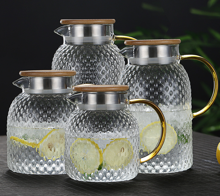 Skanto | Oppvarmet glass-kaldvannskaraff med rismønster