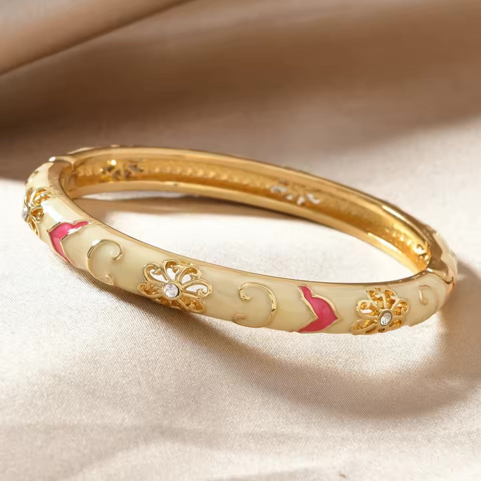 Skanto | Blomstret armbånd