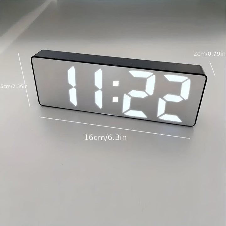 Skanto | Digital LED Spejl Væk clock