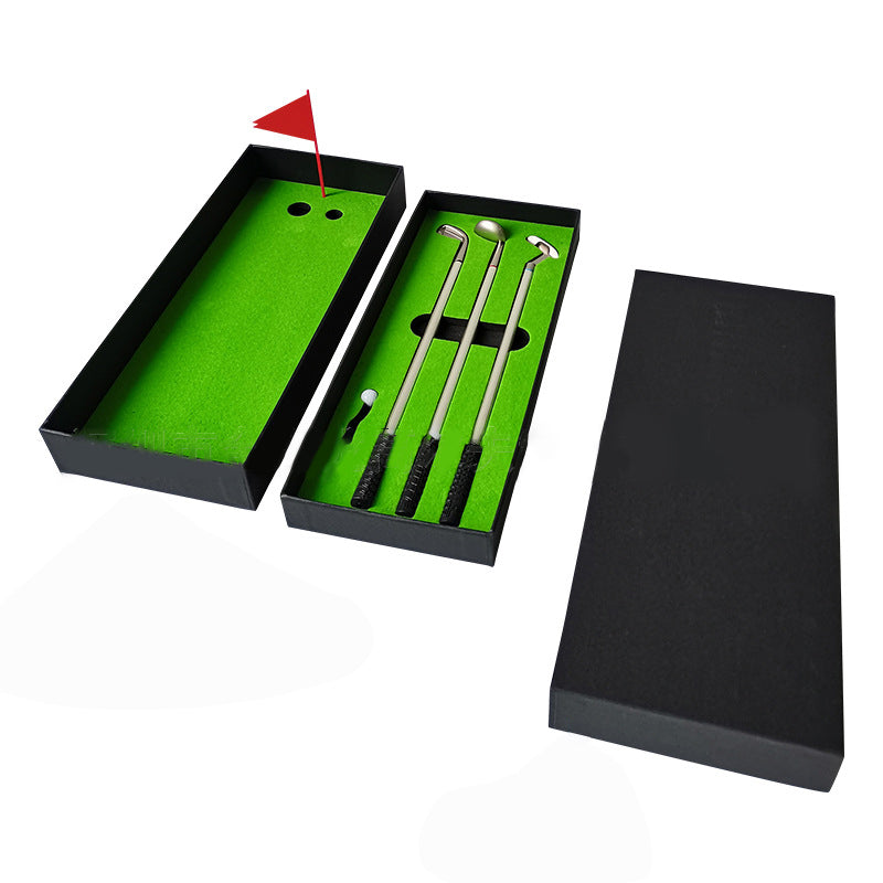 Skanto | Golfgave med puttinggreen
