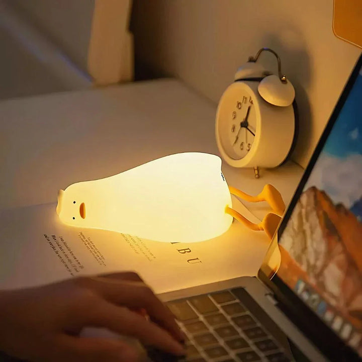 Squeeze Night Light | Skanto