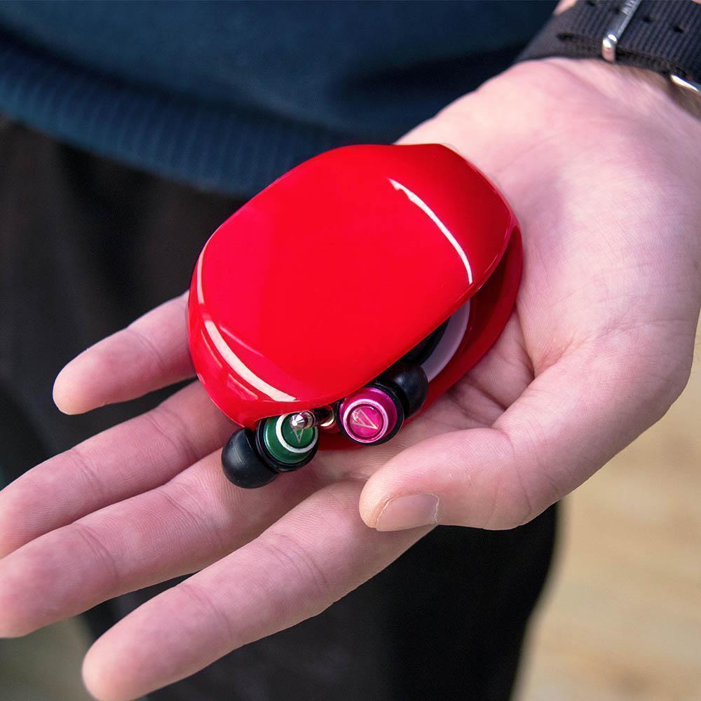 Skanto | Hirundo Cord Tangle-Free Portable Manager