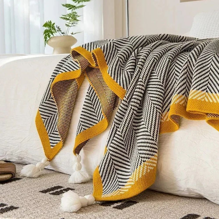 Skanto | Golden Chevron Luxe Blanket