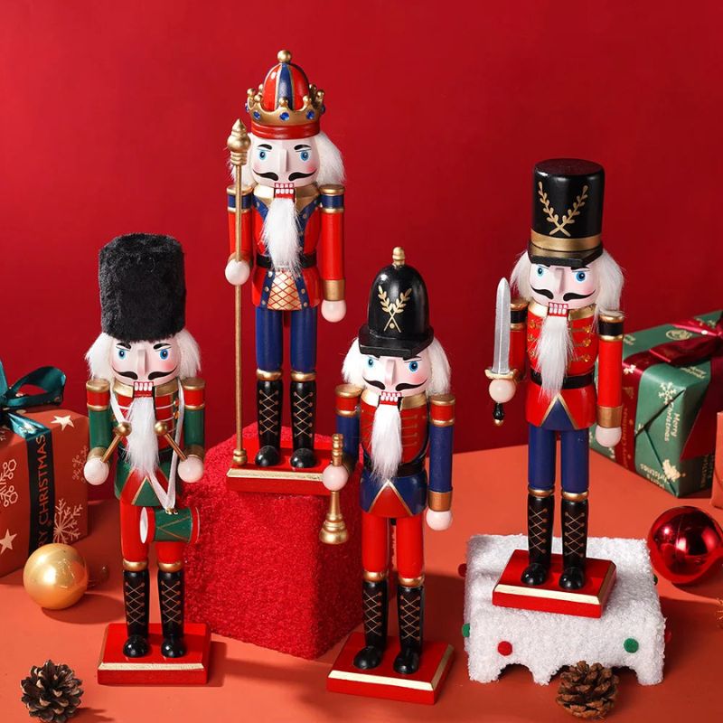 Skanto | CheerSoldier - Nøtteknekker soldatfigur for hjemmedekorasjon
