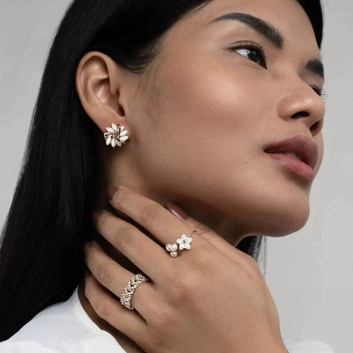 Chic Opal Floral Stud Øredobber Skanto