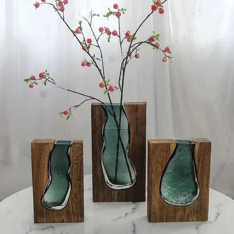 Skanto | Skandinavisk Glassvase med Treakcent for Moderne Interiører