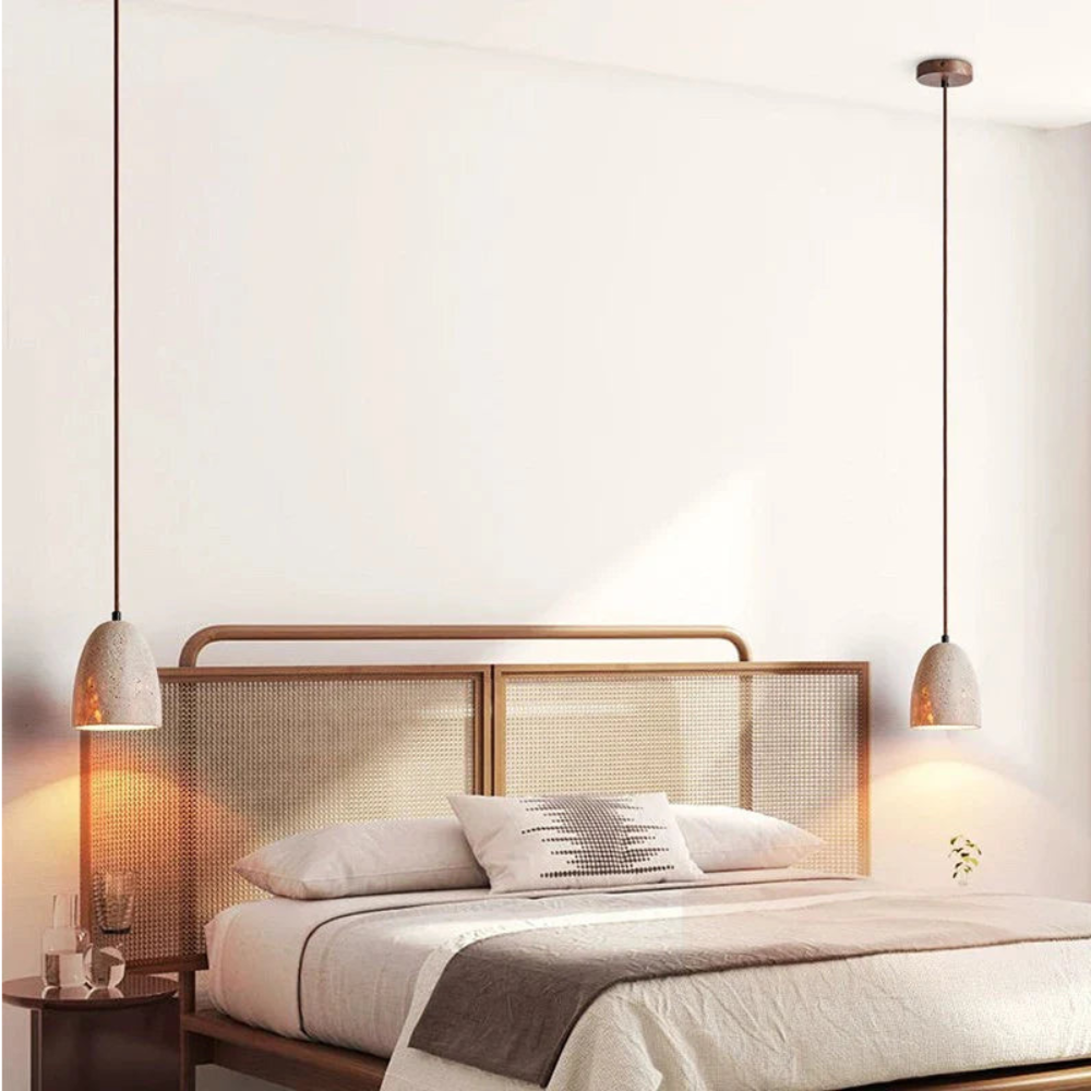 Norvo | TerraLume – Pendellampe med naturlig steinoverflate og varm glød