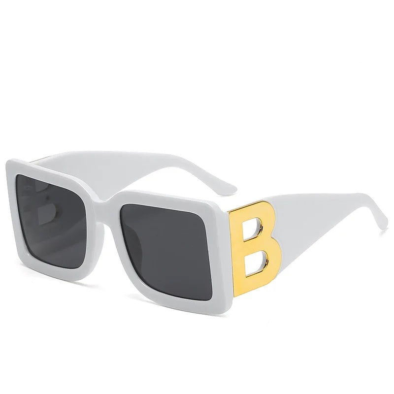 Cheska Sunglasses | Retro & Square | Skanto