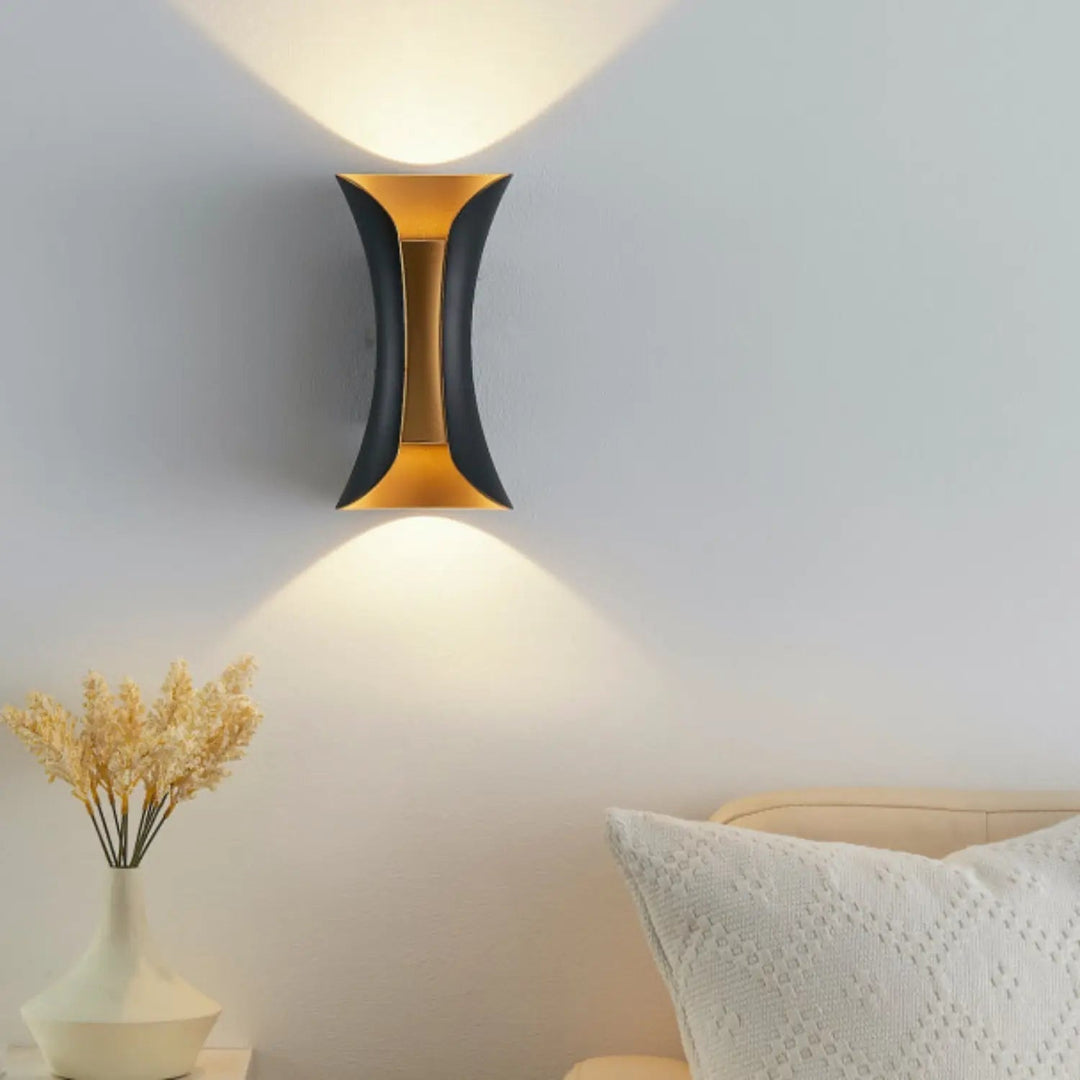 Skanto | ShizukuLuxe - Vegglampe med Eleganse