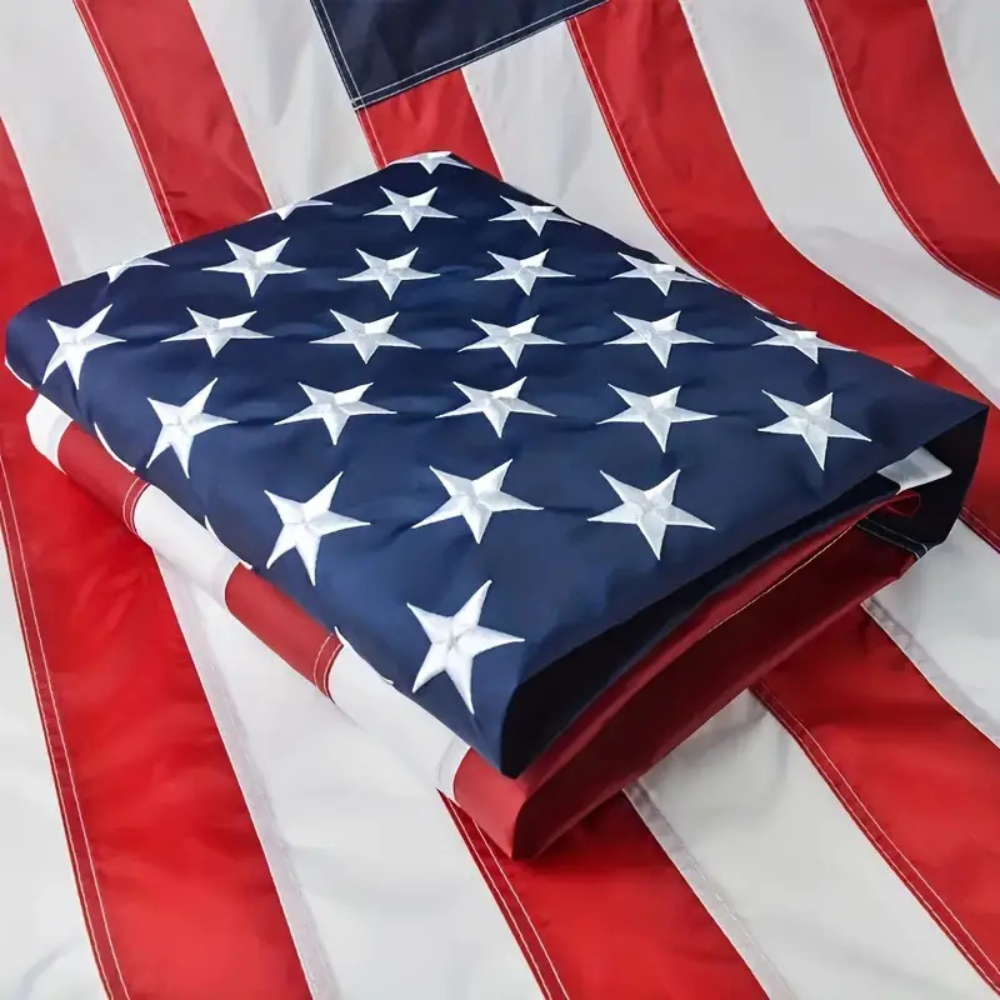 Skanto | Amerikansk flagg Heavy Duty nylon broderte stjerner utendørs messingøyler