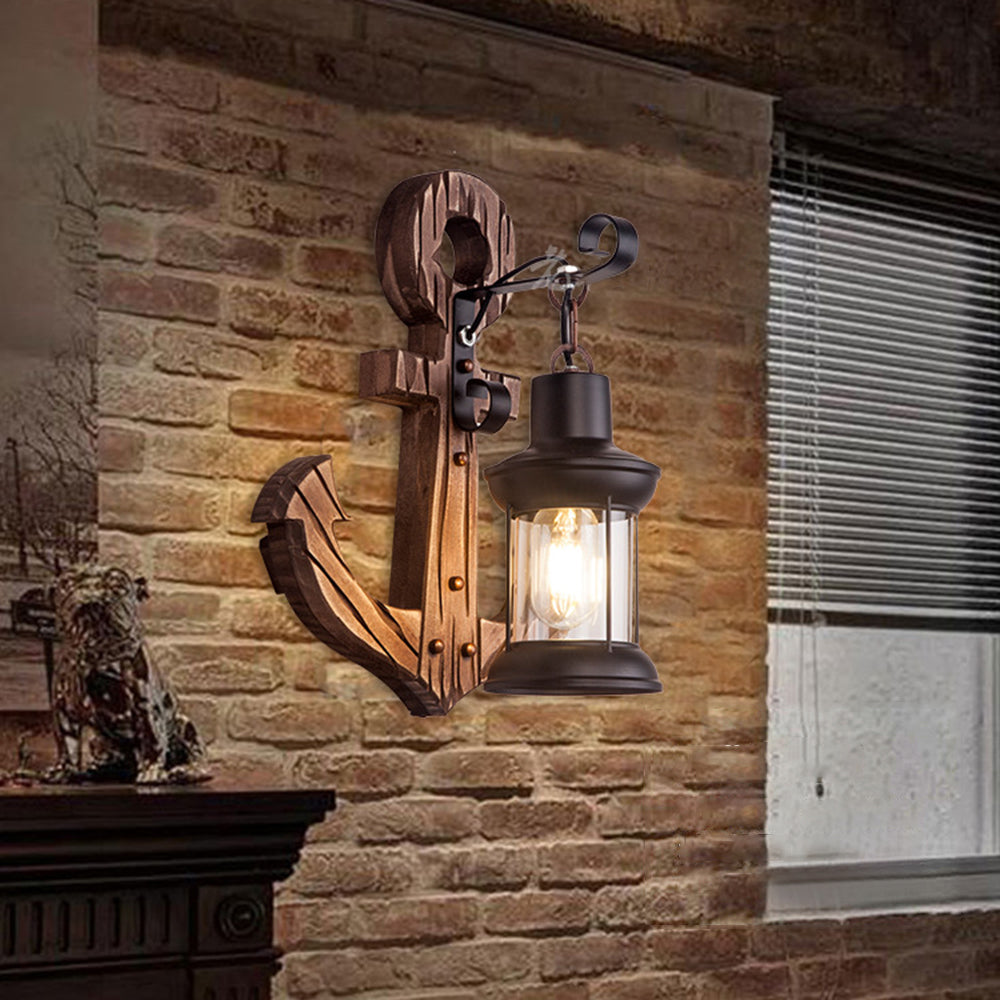 Rustikk tremarina vegglampe med lantern Skanto