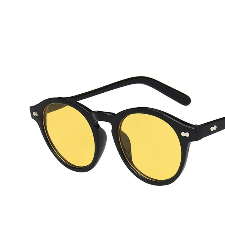Natasha Sunglasses | Vintage & Stylish | Skanto