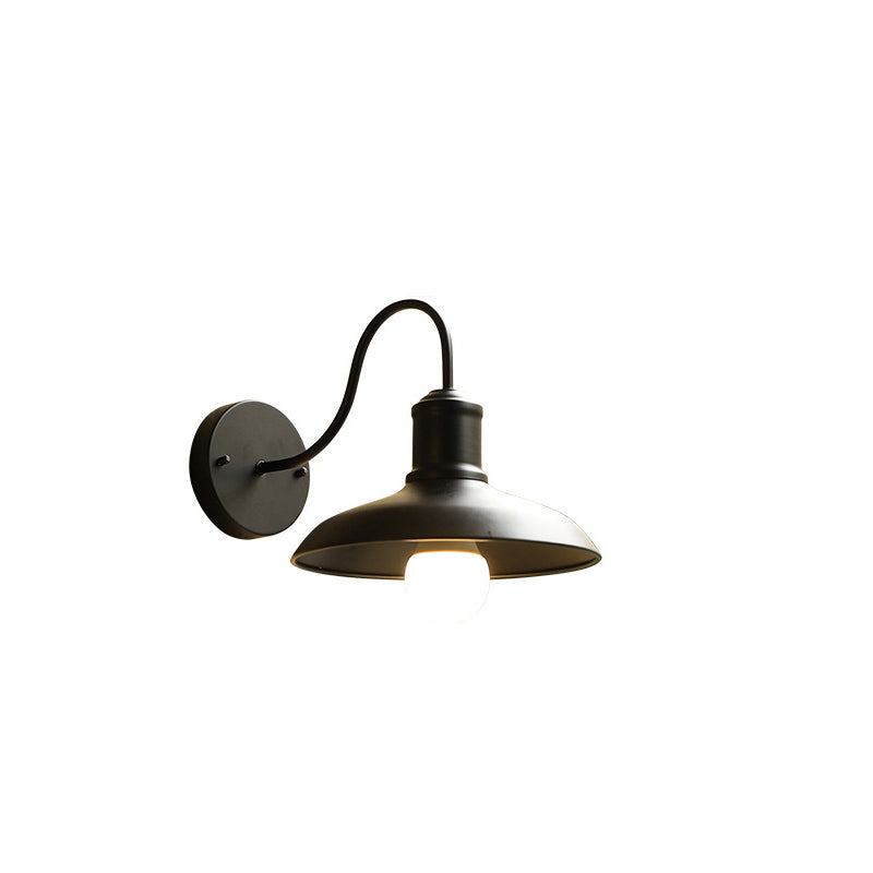 Retro Loft Dome Jern Utendørs Vanntett 1-Lyskilde Buet Arm Vegglampe | Skanto