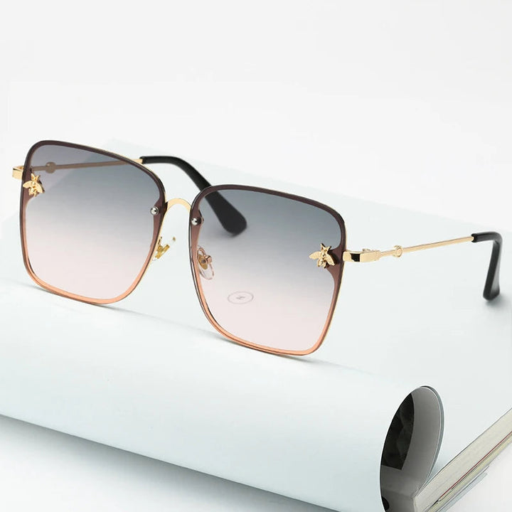 Charlotte Solbriller | Oversized & Rimless | Skanto