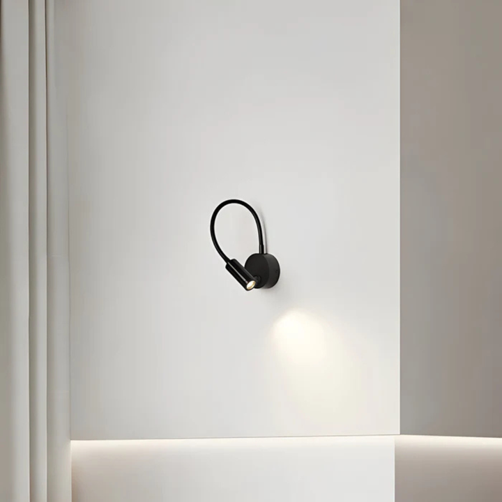 Skanto | Trådløs LED Vegglampe med Fleksibel Arm i Svart