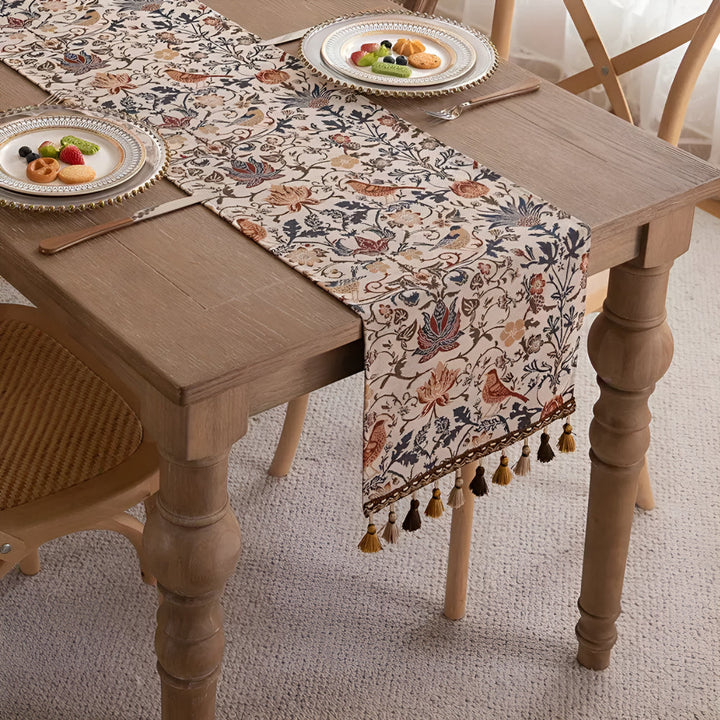 Skanto | Vintage Floral & Bird Jacquard Bordduk