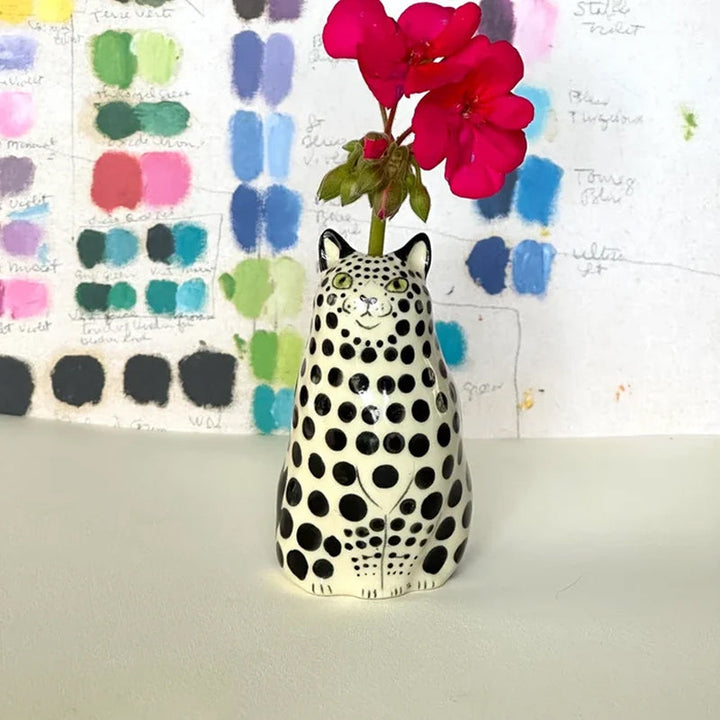 Skanto | Dotted Cat Vase