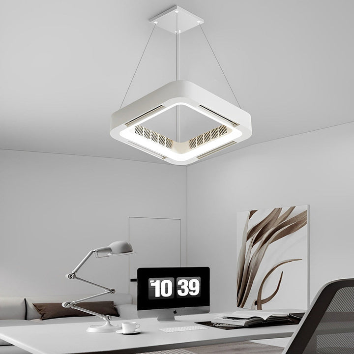 Skanto | Moderne bladløs takvifte med LED-belysning og krone