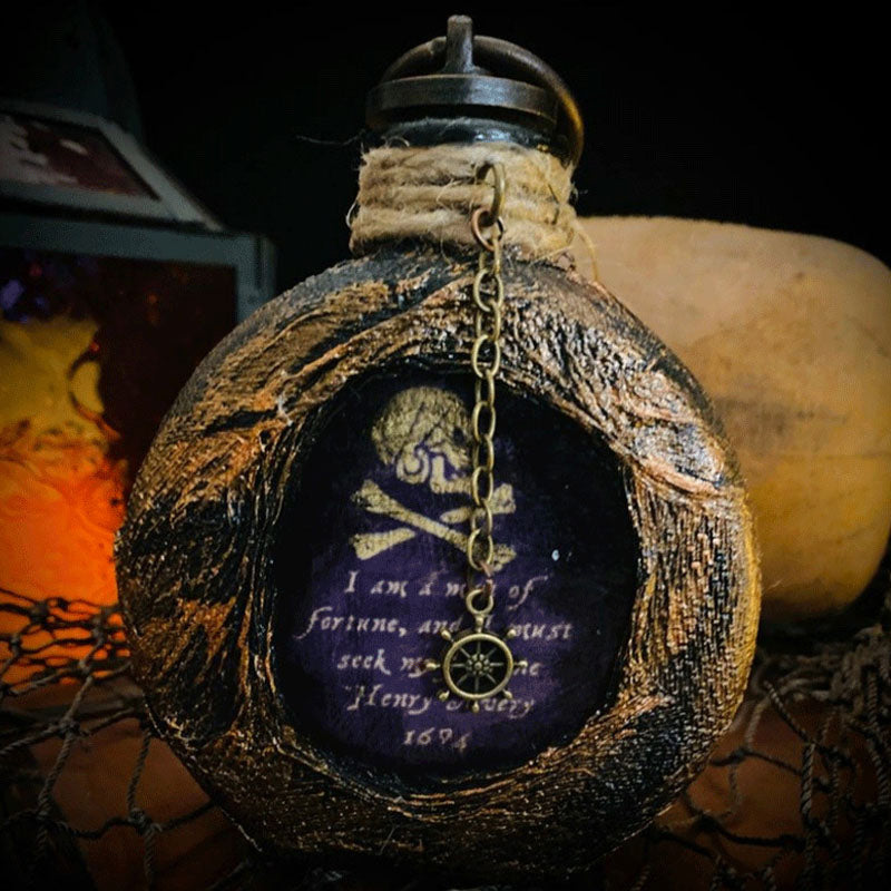 Skull Pirate Rum Bottle laget av harpiks | Skanto