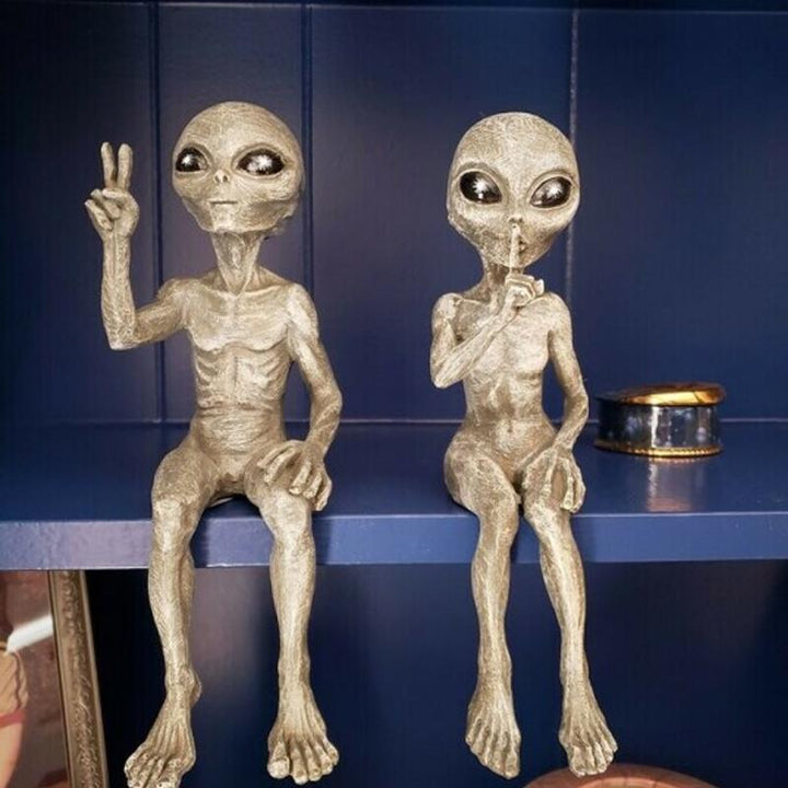 Alien Garden Statue | Skanto