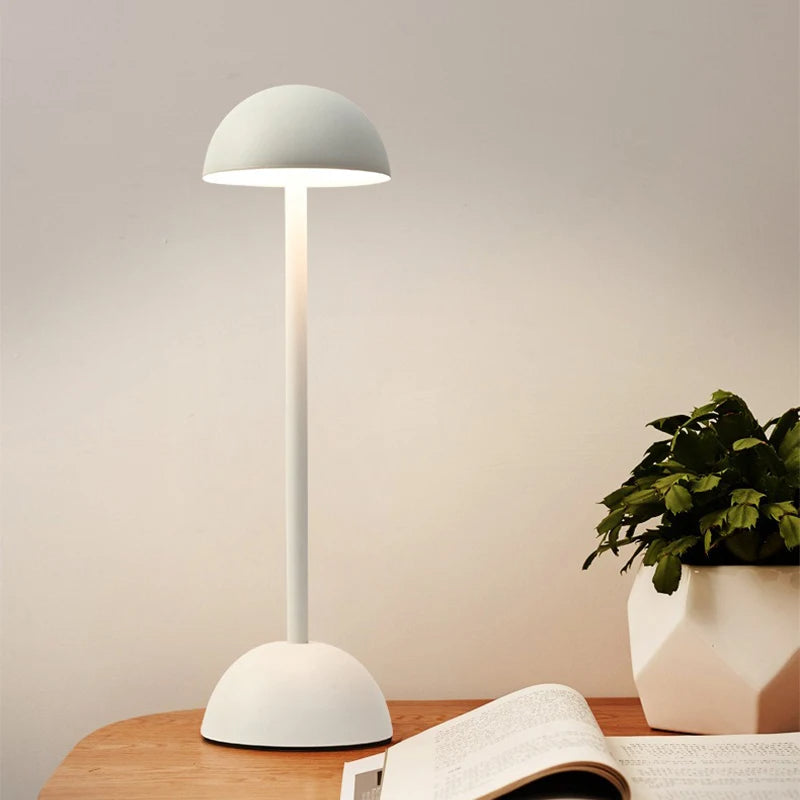 Skanto | Nordisk Minimalistisk Bordlampe