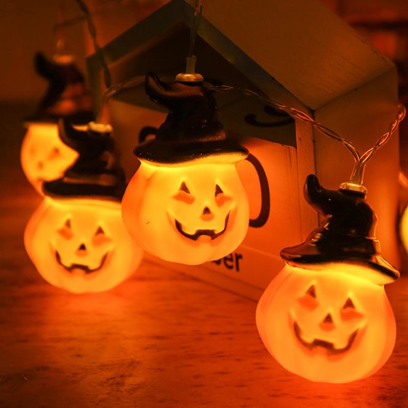 Strålende gresskar girlander Halloween med heksehatter | Skanto