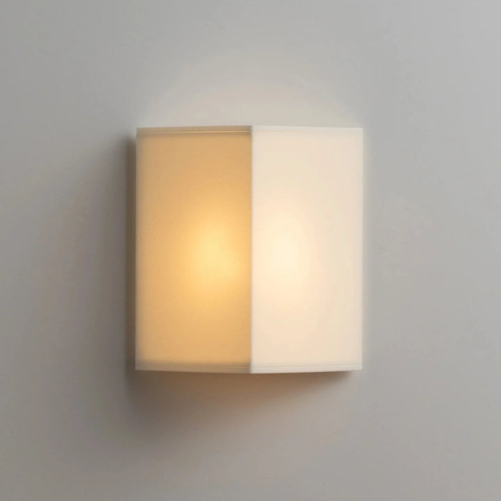 Skanto | Stoff Vegglampe i Japansk Wabi-Sabi Stil