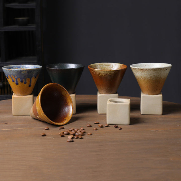 Grovt keramikk kaffekopp med base konisk couture kopp & base sett | Skanto