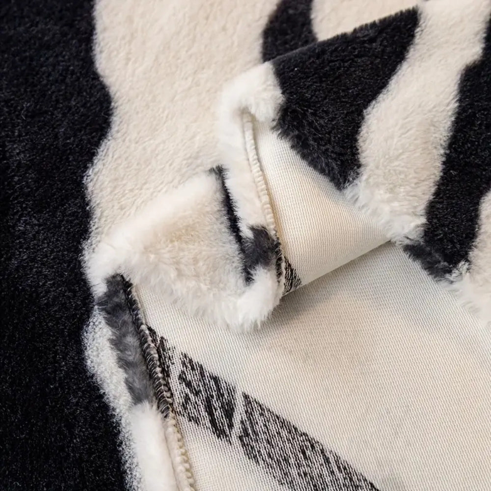 Skanto | Wild Stripes Zebra Fleece Sofa Cover