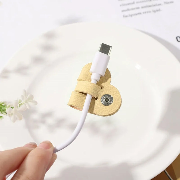 Heart Cord Organizer | Skanto