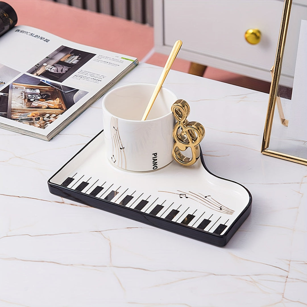 Skanto | Pianissimo smak – elegant kopp og brett sett for musikkelskere